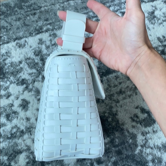 Zara White Woven Faux Leather Purse - Picture 5 of 8